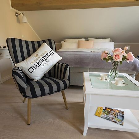Nostalgie-Nest Mit Boxspringbett Apartamento Mayen Exterior foto